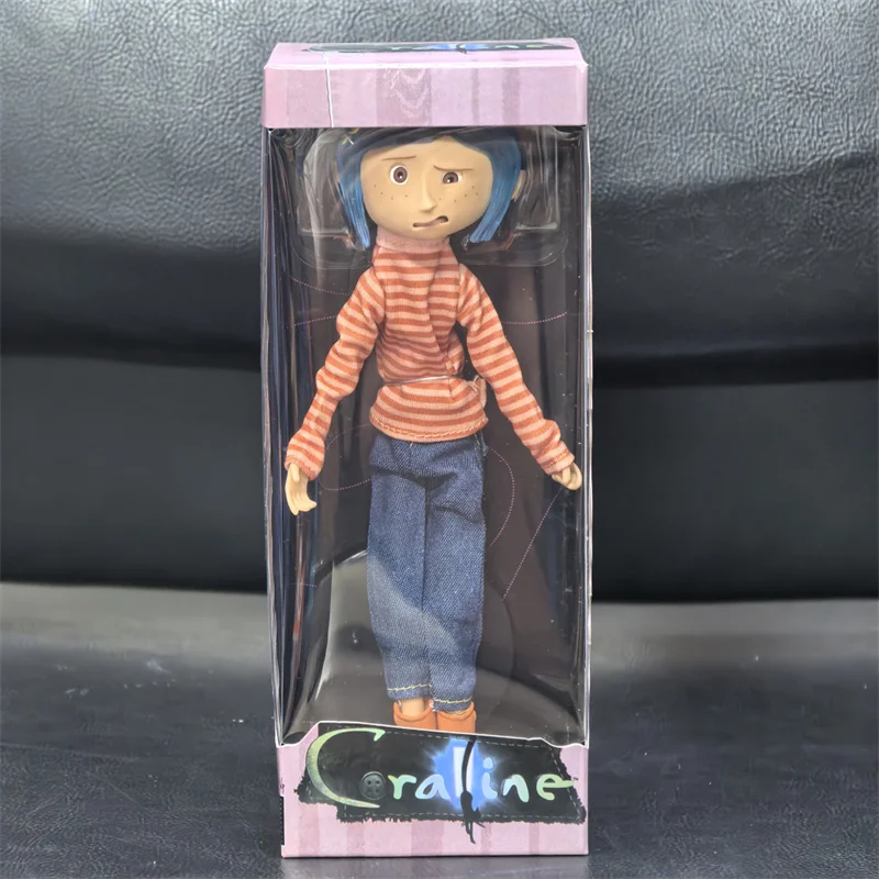 NECA Coraline Puppe Anime Gelenkfigur Der Geheime Regenmantel Pullover In Gestreiftes Hemd Spielzeug LA Mädchen Dekoration Modell Spielzeug Geschenke – Detail 7