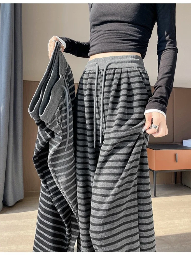 

Осенне-зимние полосатые широкие брюки женские осенне-зимние с эластичной резинкой на талии свободные драпированные вязаные брюки женские корейская уличная одежда ZT309