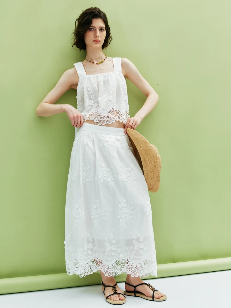 

Summer Elegant Embroidered Water Soluble 3D Stereo A-Line Skirt Set Square Collar Strap Top Fashionable Chinese Brand Women's...