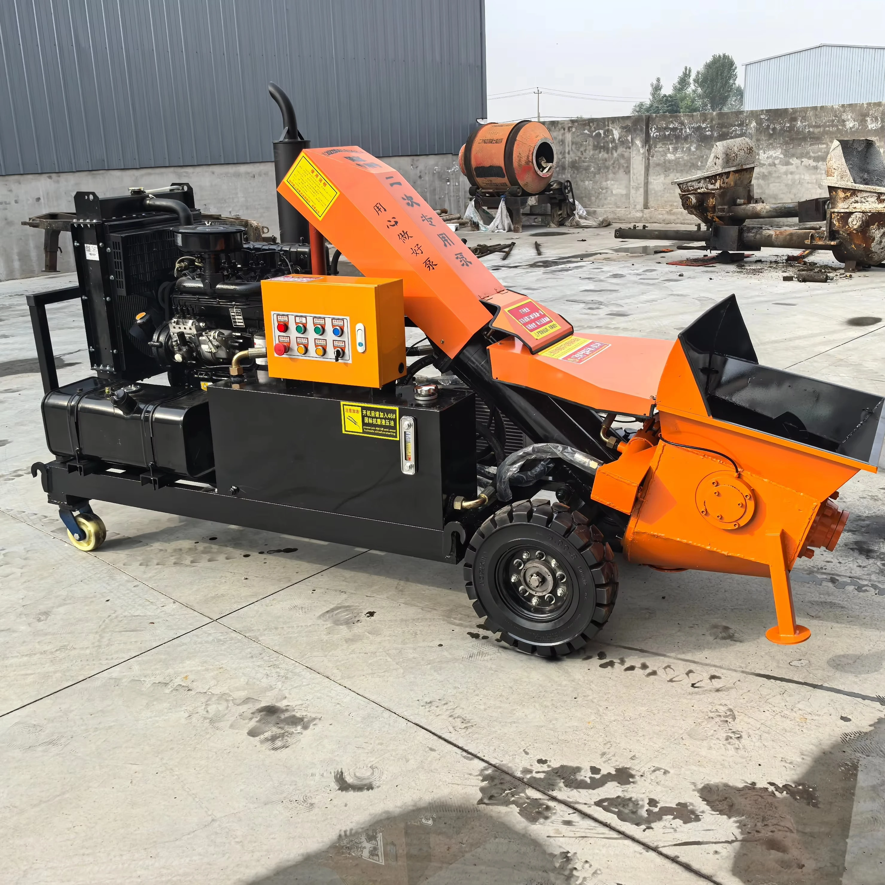 Diesel-Powered  Fine Stone  Concrete Pump Small Ground Pump Secondary Structural Concrete Pumps
