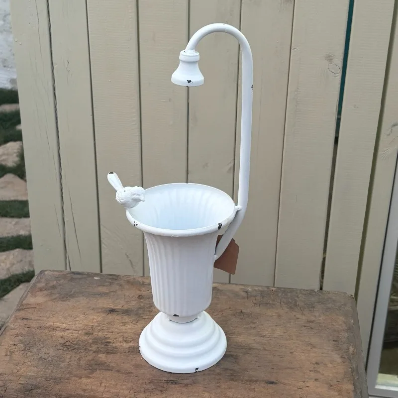 

Garden retro old iron faucet terrace decoration wrought iron flower pot