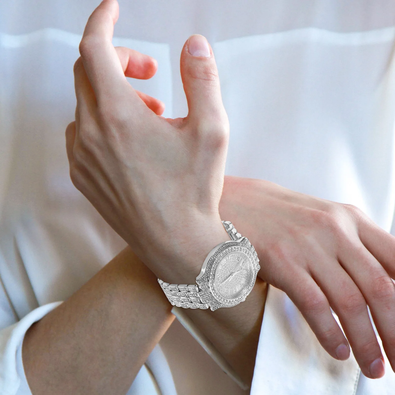 Rhinestone Ladies Watch Quartz Wrist Watches Women Silver Rhinestones Decorative Timepiece Stylish Practical Casual Fashion