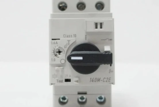 

Brand New Original 140M-C2E-B16 KV-BT1 EV-112U G3NA-420B Y92B-N100 PPX-R01N-6M-KA Fast Delivey