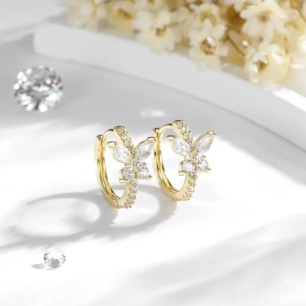 Sweet Exquisite Shining Brightly Micro-inlay Zircon Crystal Butterfly Hoop Earrings for Women Korea Temperament Piercing Jewelry