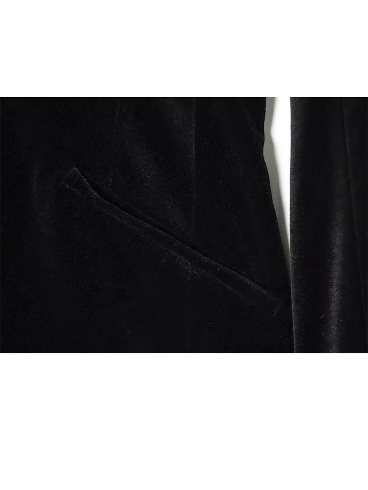 HH Women 2026 New Fashion Versatile Sexy Velvet V-neck Short Suit Jumpsuit Female Single-Breasted Long-Sleeved Casual Jumpsuit