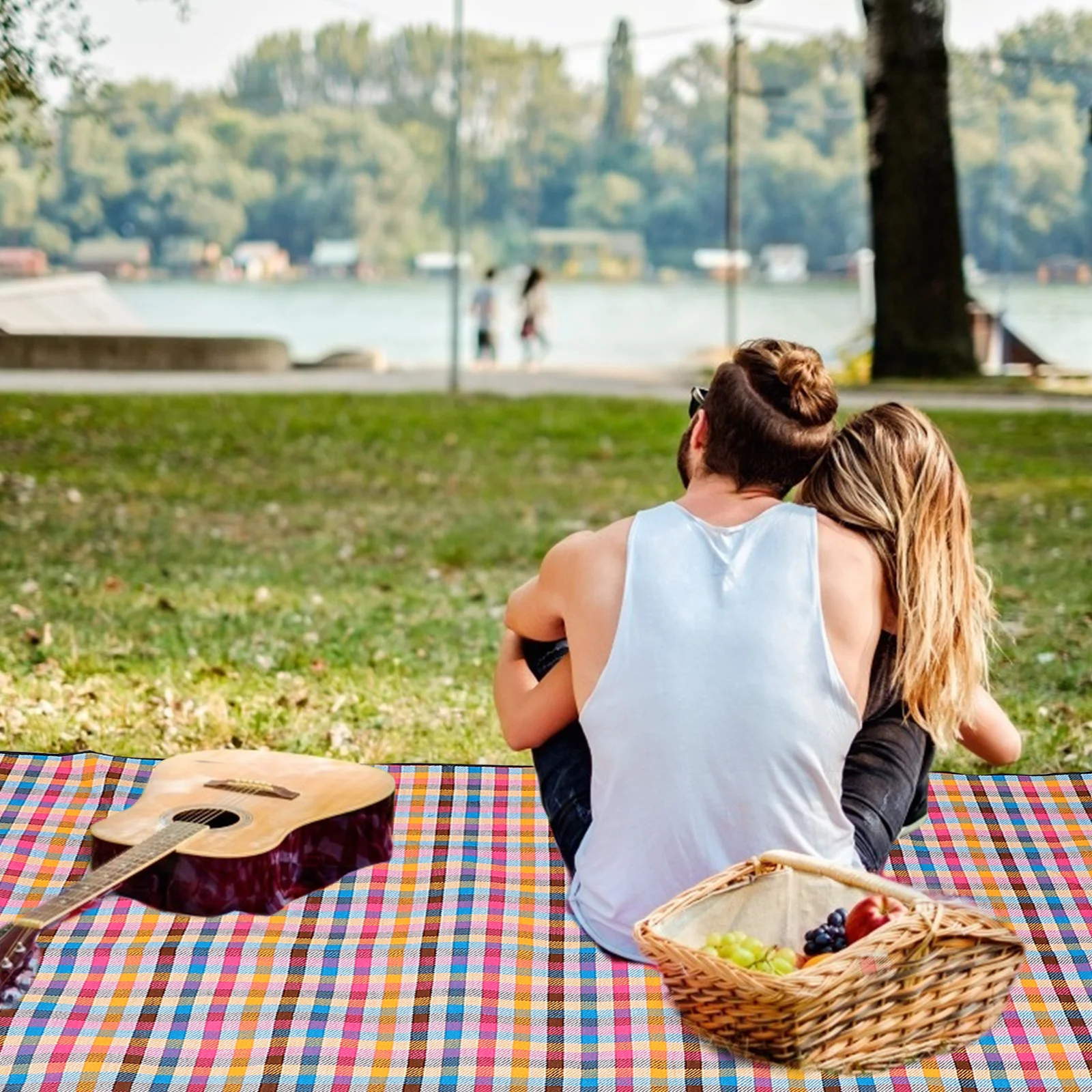 

Large Thickened Picnic Mat Waterproof Outdoor Camping Blanket Beach Cushion Sand Proof Rug Durable Wear Resistant