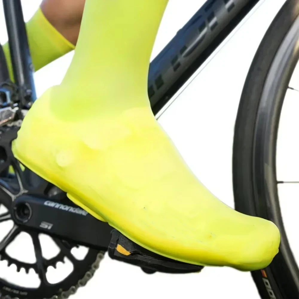 Thumbnail 2 - #8 Trending Cycling Shoe Covers Right Now
