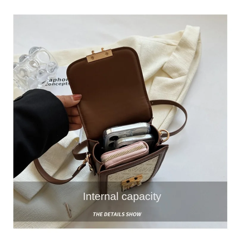 Versatile Luxury Crossbody Bag Retro Lock Button Women Shoulder Bag Fashion Contrast Color Delicate Small Square Bag 2023 New