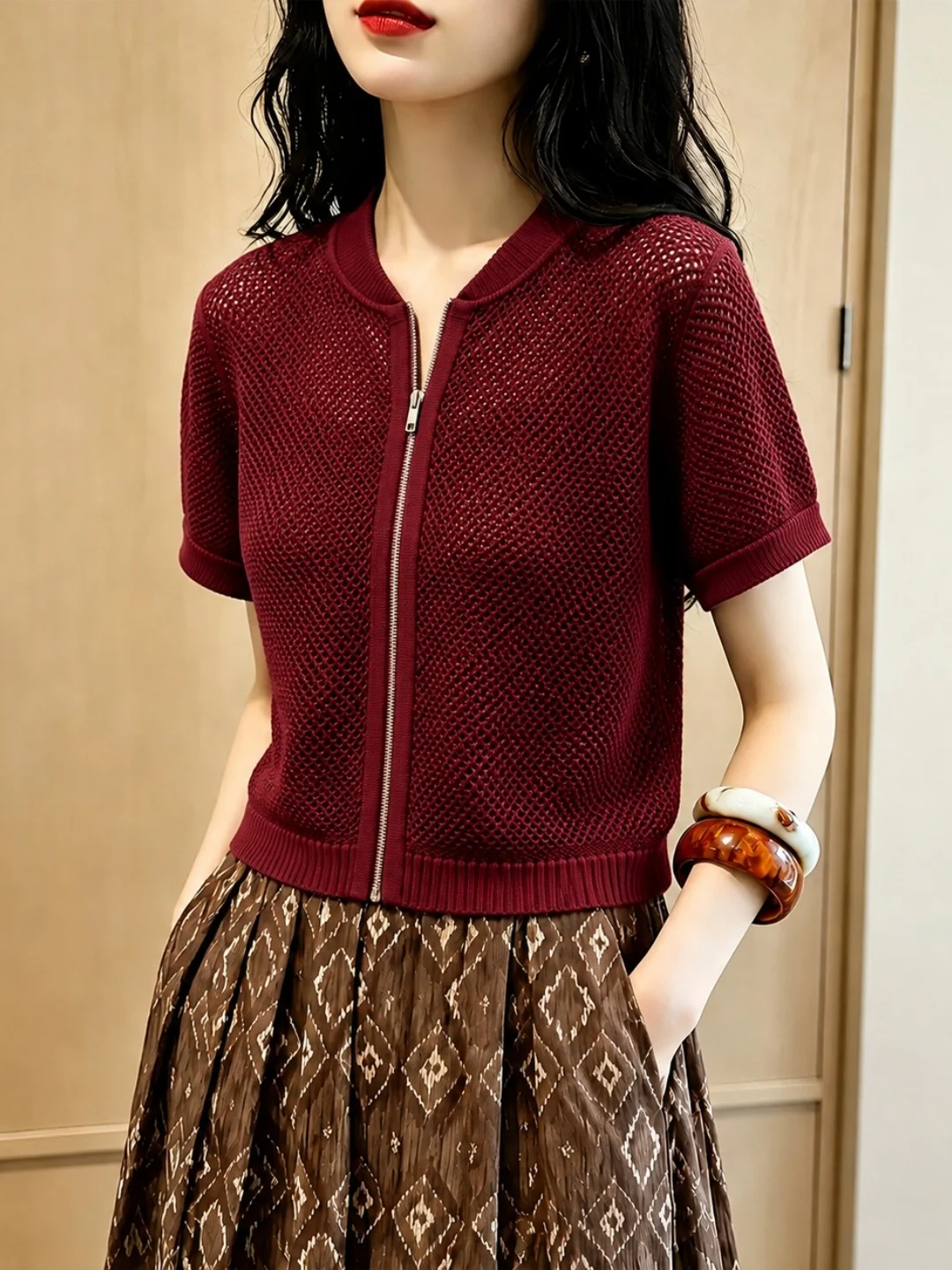 Korean Style Fashionable Retro Zipper Knitted Short Sleeve Top Hollow out Design Summer Trend Soft Comfortable Commute Wear