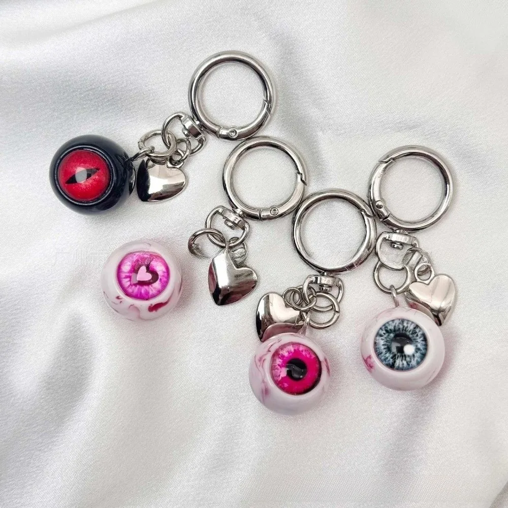 Creative Funny Demon Eyeball Keychain Resin Gothic Style Bag Pendant Heart Halloween Theme Car Key Holder Gift
