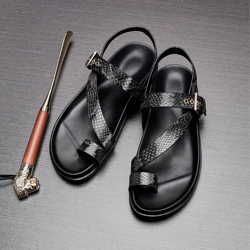 

Мужские сандалии из натуральной кожи класса люкс, новинка лета 2026, модные уличные элегантные черные плоские гладиаторские туфли для мужчин, размер 44
