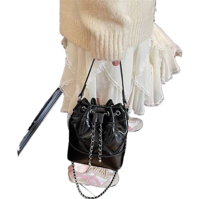 حقيبة كتف تحت عنوان الغابة، محفظة دلو بسلسلة مبطنة، حقيبة كروس نسائية ذات تصميم متخصص، حقيبة بمقبض علوي من النهار إلى الليل #5