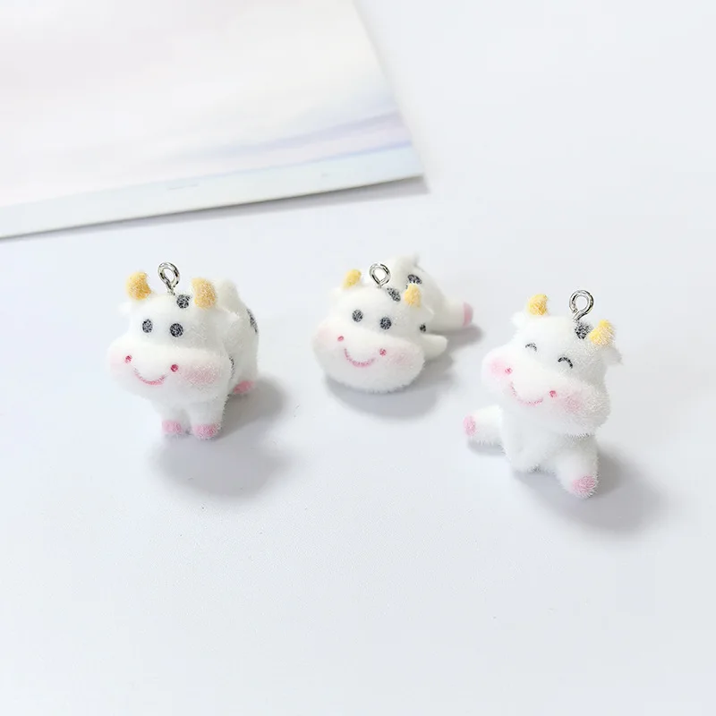 30pcs Cute Flocking dairy cattle Charms Cartoon resin animal Pendant for Keychain phone chain make Accessories