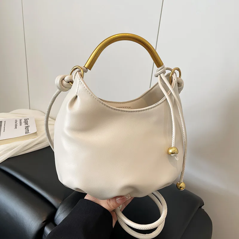 

Premium Temperament Bag Women's Fashion Trend Handbag, Simple and Versatile Oblique Span Bag