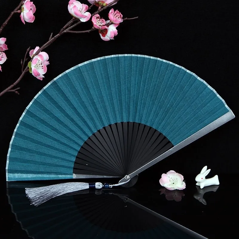 Titanium alloy fan, boy's weapon, iron fan, pure metal self-defense weapon fan, metal folding fan, aluminum alloy material