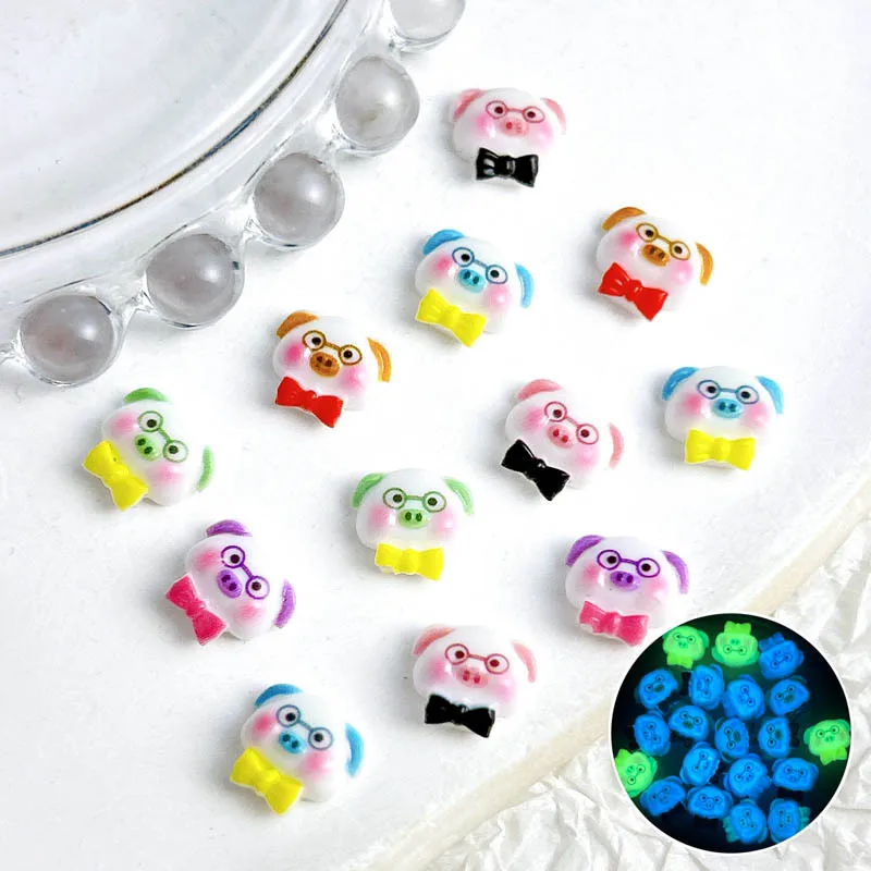 Resin Cartoon Luminous Tie Pig Nail Charms Cute Powder Blusher Glasses Piggy Nail Art Decoration for Manicure DIY Materials