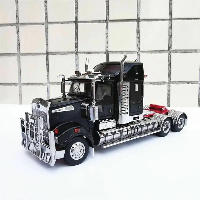 Exclusive T909 Prime Mover Australian Truck Black 1/32 Scale Die-Cast Tractor Model New in Box