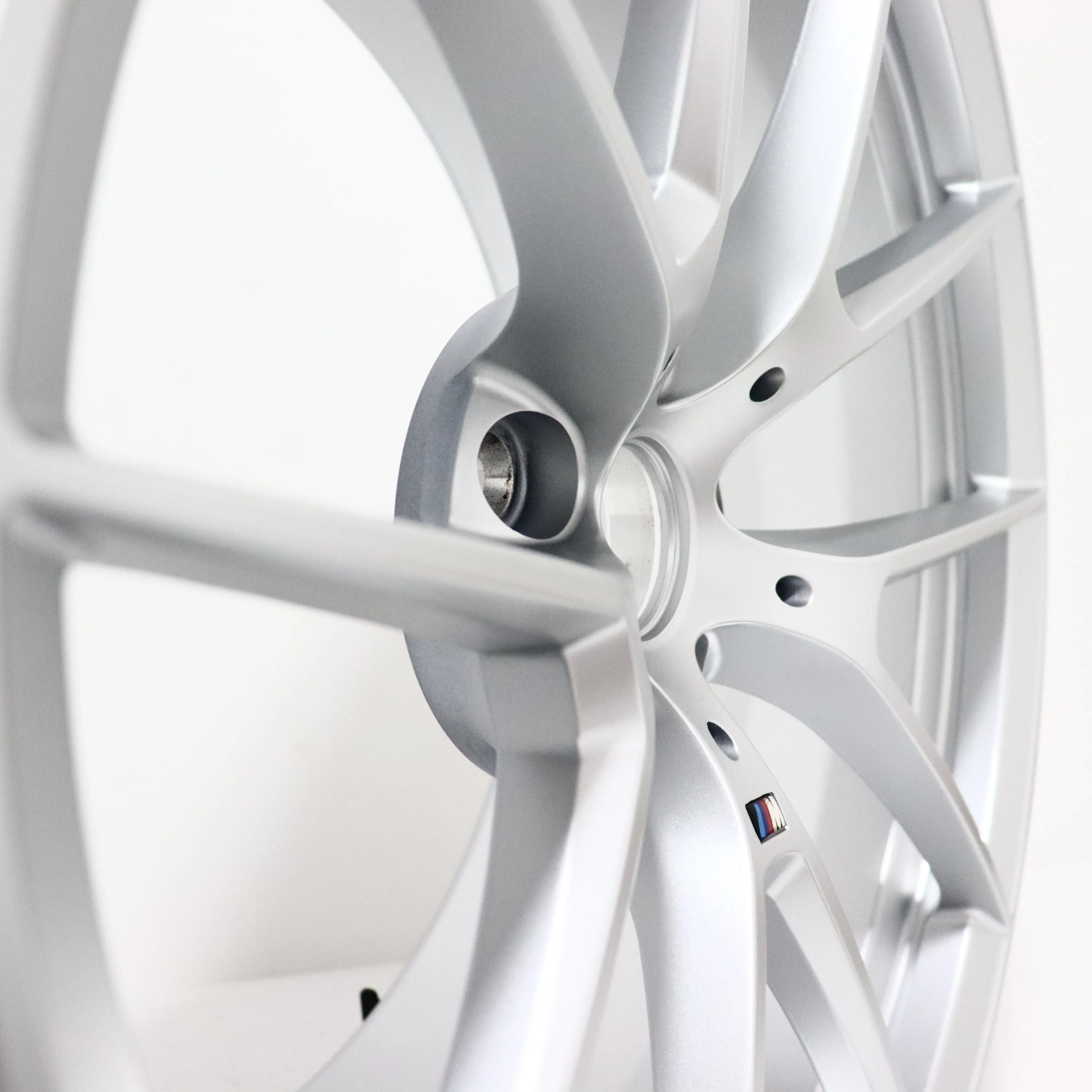 Xywheel Maßgeschneiderte geschmiedete Räder Felgen Design Silbrig 18 19 20 21 22 Zoll 5*112 8,5J 9J 10J für Q7 Q8 A7 A8 S6 S7 S8 RS5 RS6 RS7