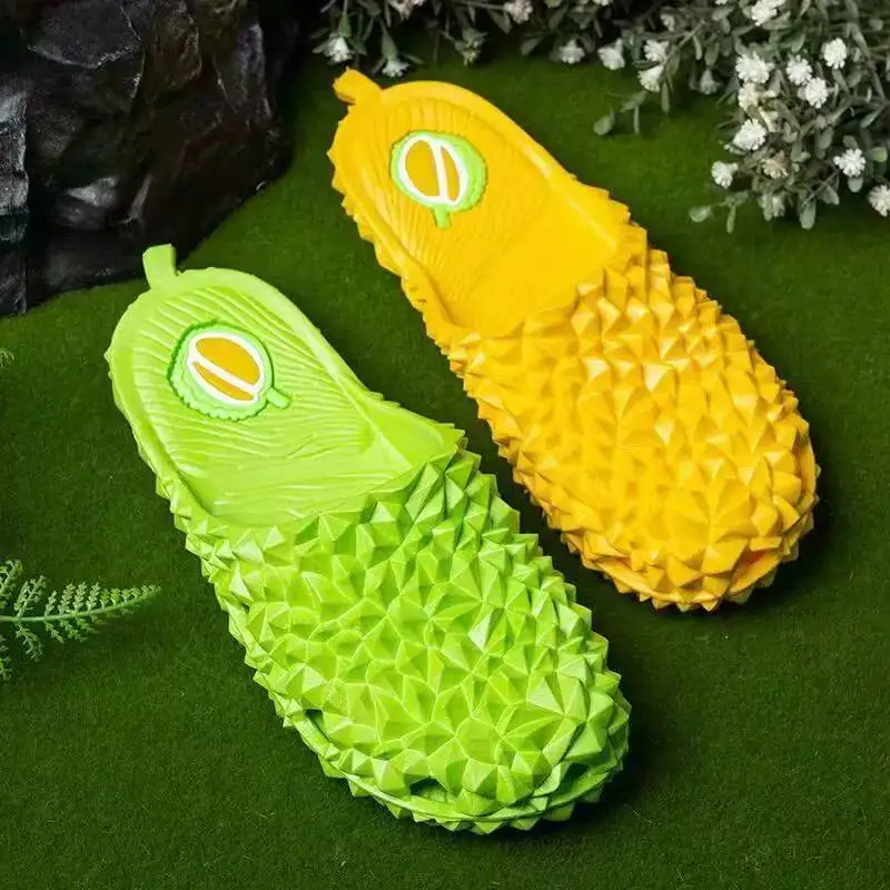 2026 Unisex Thick Sole Rubber Closed Toe Slides Comfort Anti Slip Home Bathroom Couple Slippers Fashion Durable Outdoor Sandals