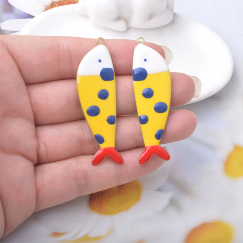 2 Stück Kupfer beidseitig geölte niedliche Fisch-Anhänger, bunte lange Halskette für Frauen, Ohrringe, Wal-Anhänger, DIY-Schmuckzubehör – Detail 8