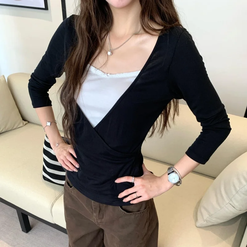 Damen Farbblock-Oberteil mit Langen Ärmeln in Schwarz, Einzigartiges Falsches Zweiteiler-Layering-Oberteil im Koreanischen Stil, Weiches Büro- und Freizeit-Top für den Herbst – Detail 5