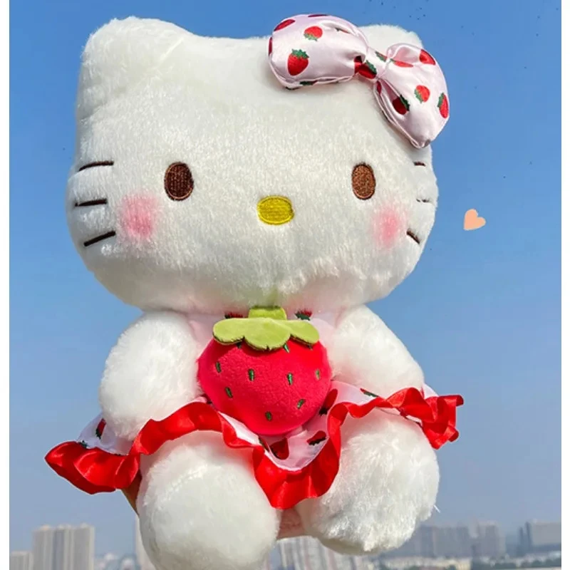 20cm Sanrio 만화 KT 고양이 Peluch 장난감 Kawaii 애니메이션 딸기 KT 인형 홈 장식 동물 앉아 인형 침대 장식