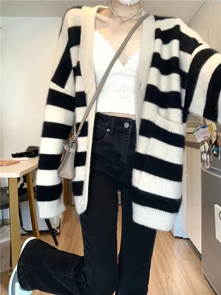 

Stripes V-neck Cardigan Y2k Patchwork Sweater Korean Fashion Knitted Sweater Vintage Oversized Sweater Women Clothing 2024 LJ120