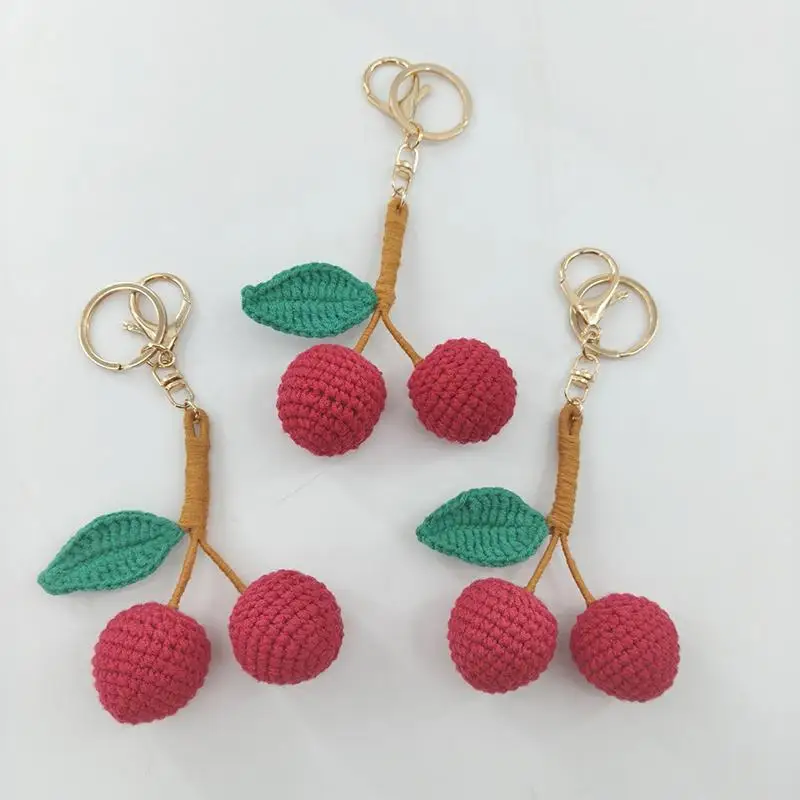 Llavero de ganchillo con forma de fruta, colgante de lichi y cereza, accesorios únicos tejidos a mano para mochilas