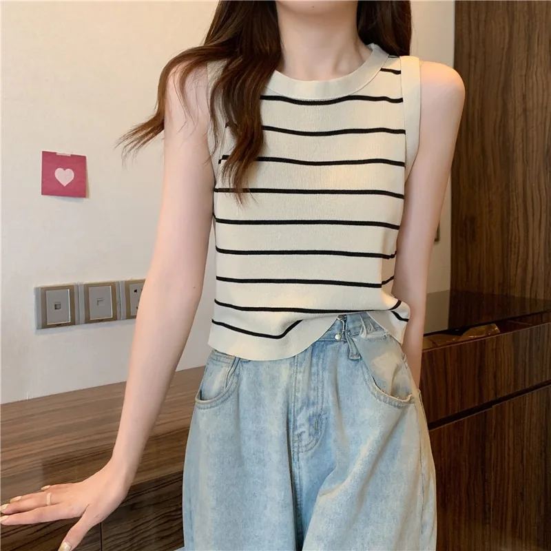 2024 New Four Seasons Short Ladies With Striped Vest Vintage Sweater Sleeveless Round Neck Anti-Slip Sexy High Waist Top