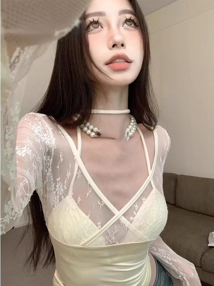 Y2k Aesthetic Lace Patchwork Crop Top Vintage Harajuku V Neck Bandage T-shirts Streetwear See Through Slim Fit Grunge Tees Women