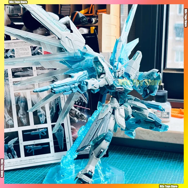

MG 1/100 Freedom 2.0 Clear Blue Color ZGMF-X10A Assembly Model Kit Action Figures Robot Plastic Model Kits Toys