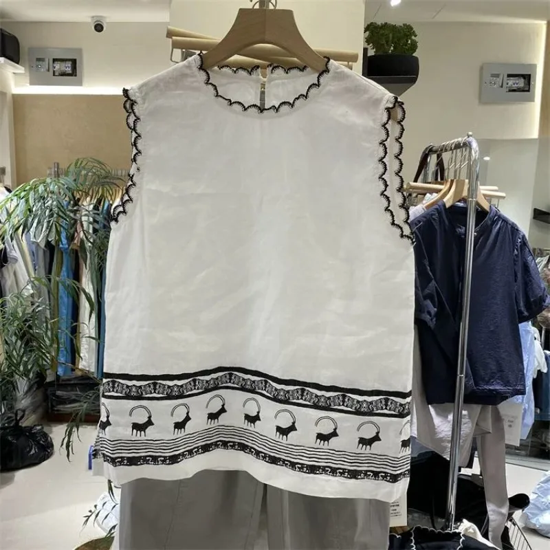 

Women Clothing Summer Fashion Casual Embroidered Solid Color O-neck Female Simplicity Trend Vintage Sleeveless Tank Top Top Tee