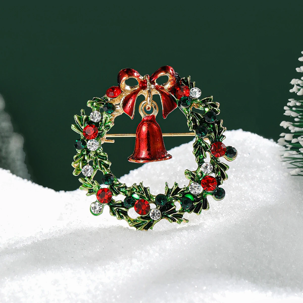 Christmas Rhinestone Wreath Brooches for Women Unisex Enamel Bell Pin Office Party Friend Gifts Accessories