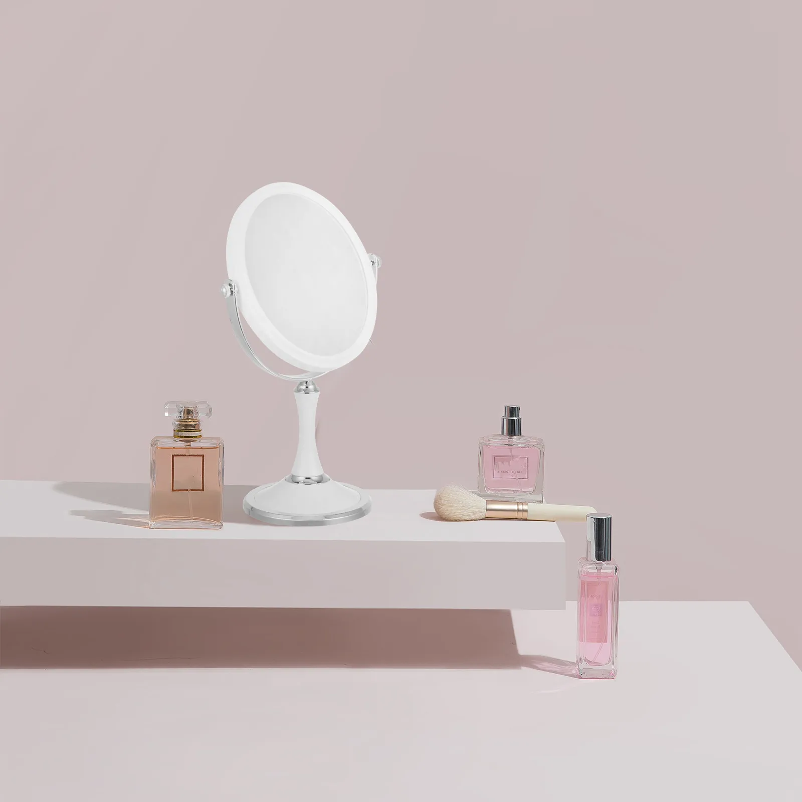 

Настольное косметическое зеркало, 1 шт., элегантное двустороннее поворотное зеркало для макияжа для женщин и девушек, декор для стола