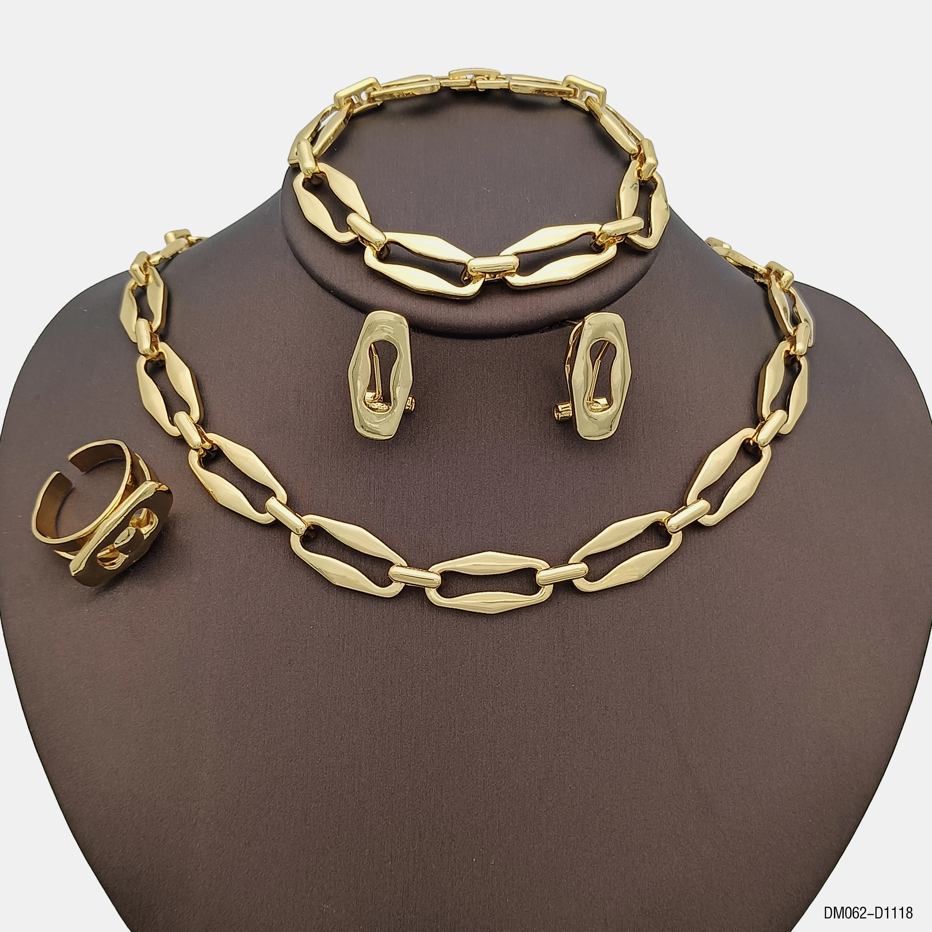 

Dubai Thin Chain Jewelry Set For Women Two Tone Necklace Bracelet Rings Earrings Bride Item With Daily Wear