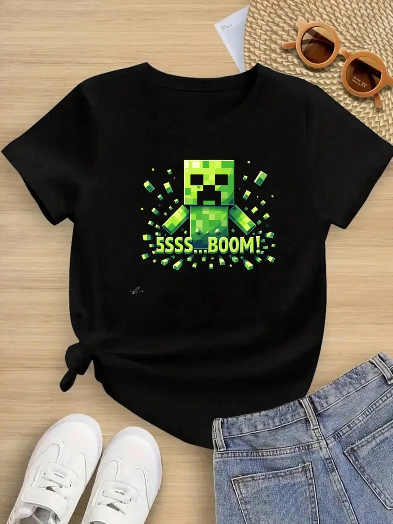 

Creeper Cotton T-Shirt, Black Tee With Creeper And "5SSS...BOOM!" Text, Comfy & Cute Gamer Art Print Tops