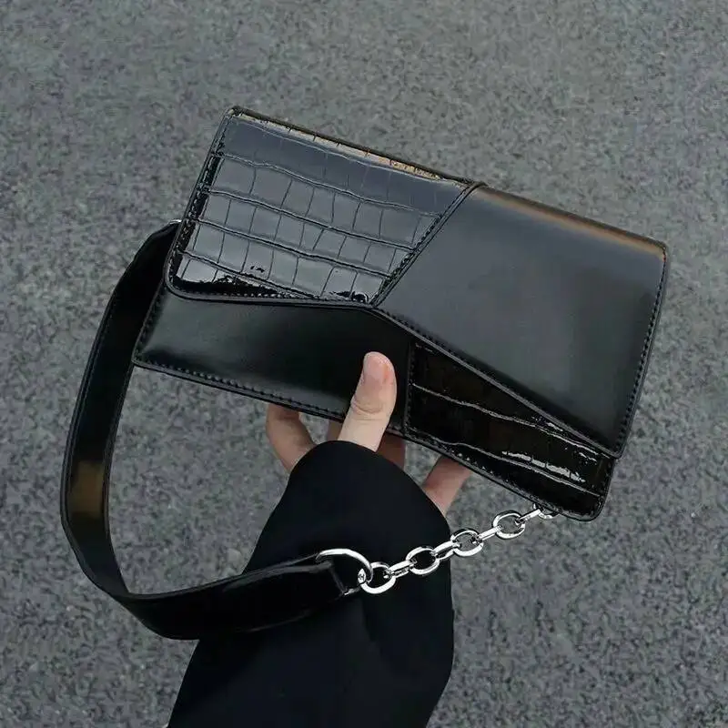 

Bloom Vintage Black Underarm Purse Female High Street Chain Y2k Shoudler Bags Ladies Versatile Square Bag Handbag 2024