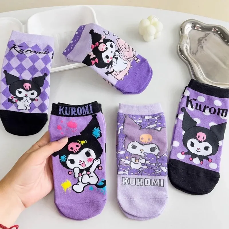ถุงเท้าสีม่วง Sanrio Kuromi น่ารัก 5 คู่ กางเกงขาสั้นนุ่มสบาย ถุงเท้าการ์ตูนสาเหตุสําหรับผู้หญิงในทุกวัน