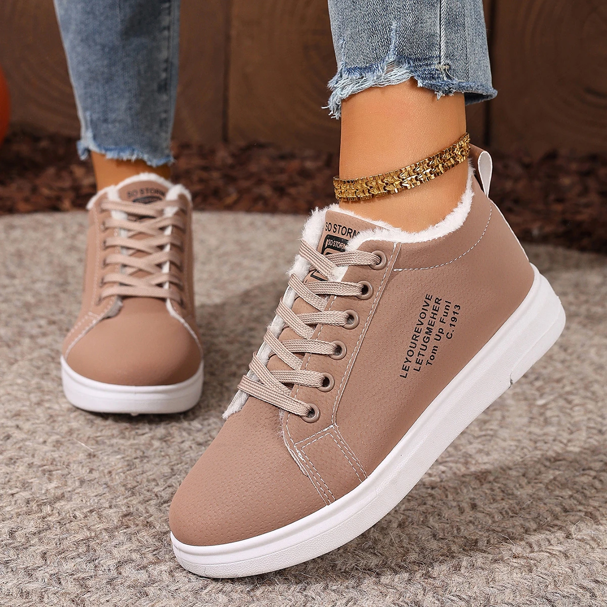 

New Snow Boots Winter Outdoor Women Shoes Warm Fur Plush Lady Casual Shoes Lace Up Fashion Sneakers Platform Snow Boots