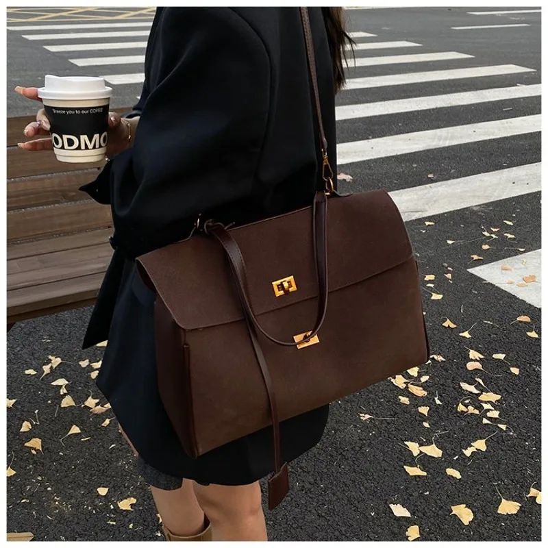 

Оригинальная дизайнерская кожаная сумка-тоут для женщин, роскошная сумка через плечо, винтажная сумка для поездок, сумка для подгузников