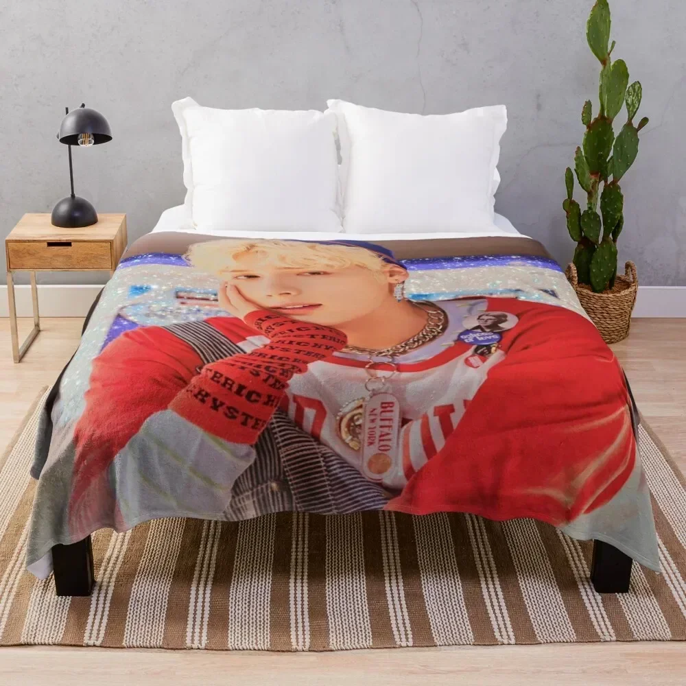 

huening kai Throw Blanket Summer Cool Breathable Blanket for Sleeping