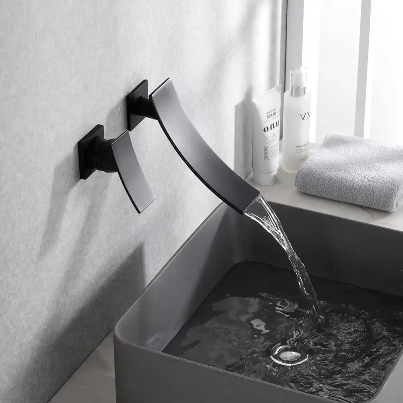 Solid Brass Bathroom Basin Faucet Heavy Elegant Vanity Tap for High-End Hotel Bathroom