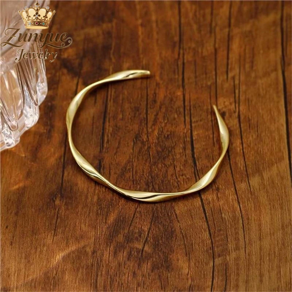 

Sand Gold Mobius Bracelet Luxury Quality Jewelry Fashion Jewelry Best Selling Handicraft Exquisite Elegant Popular Charms Gift