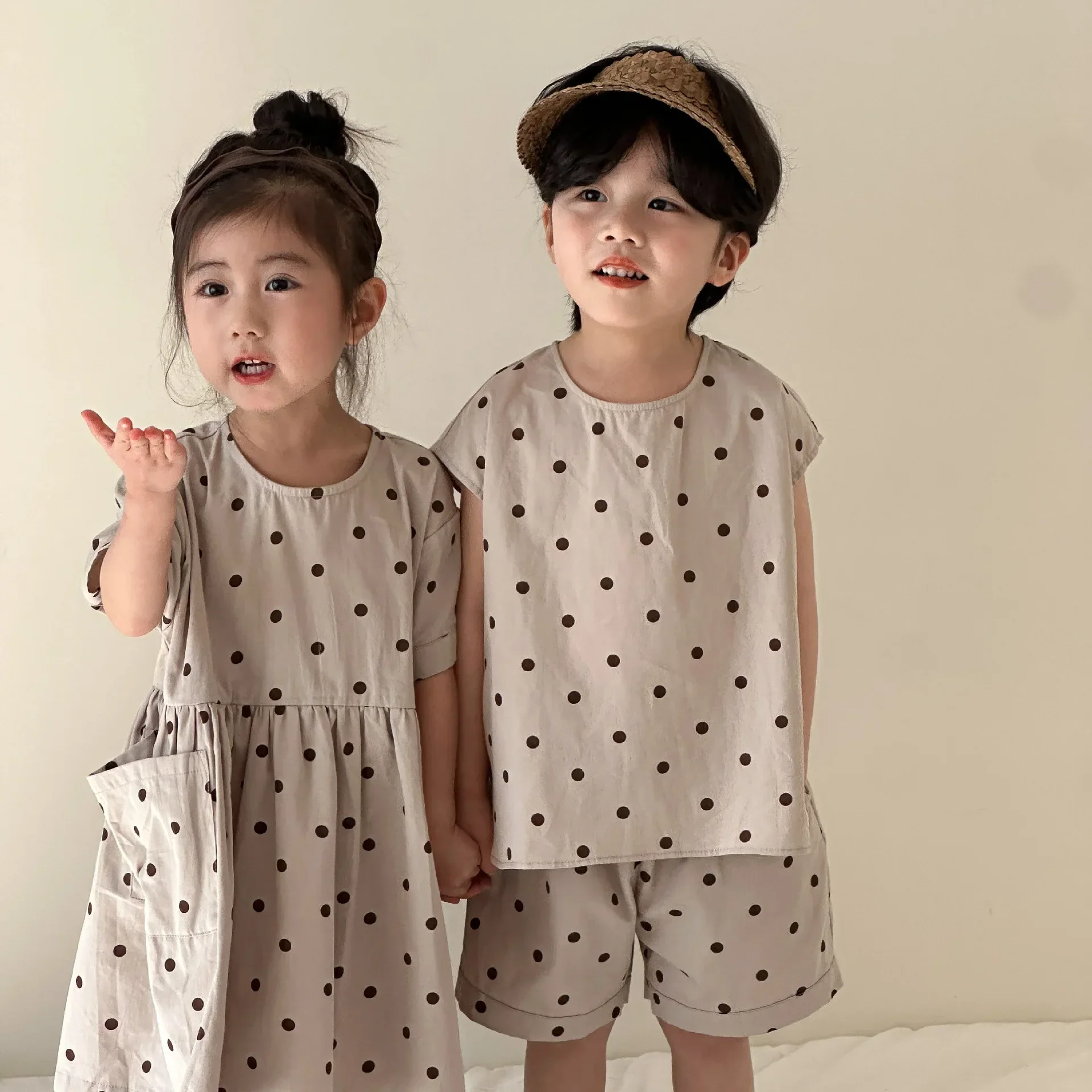 2024 Summer siblings dot clothes Girls cotton short sleeve dress Boys loose vest and shorts clothes sets