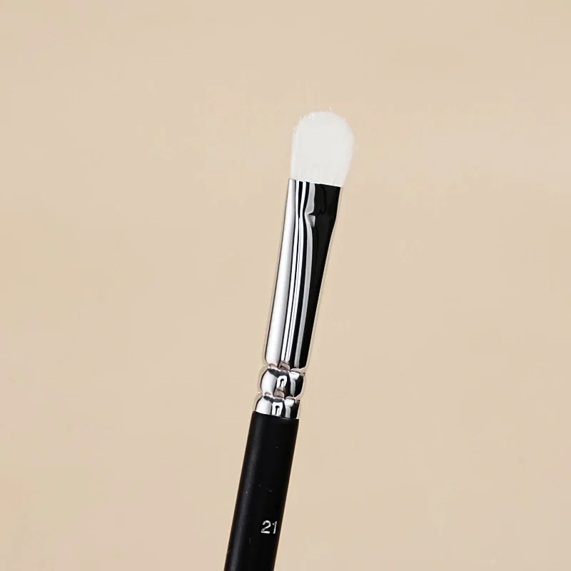 The Eyeshadow Shader Makeup Brush No 21 Soft Synthetic All Over Eye Blending Cosmetic Brush Tool