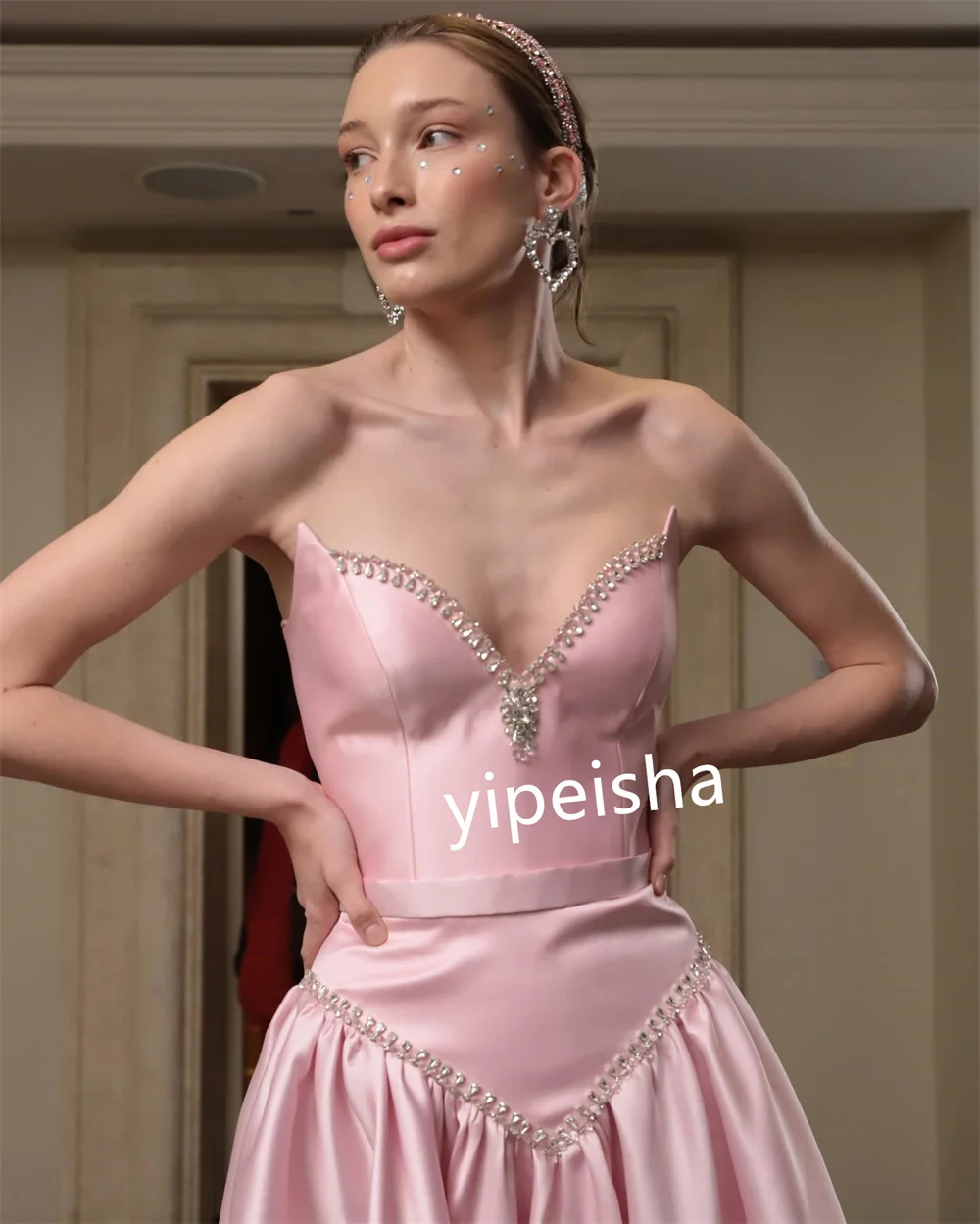 Strapless Cetim Homecoming Vestidos Midi, Beading Plissado, Ocasião Vestido, A-Line, Bespoke