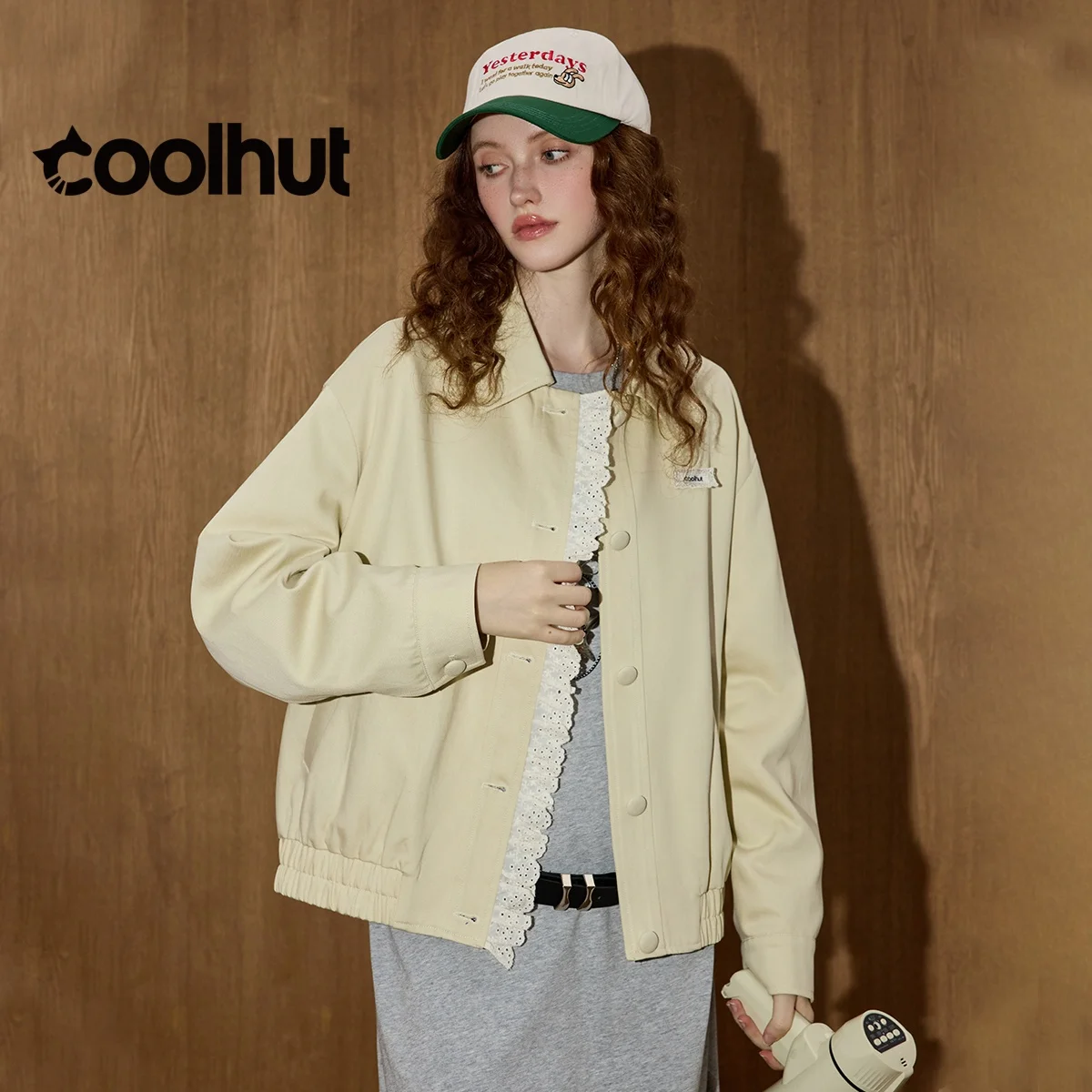 

COOLHUT женская ветровка 2025 винтажный пиджак с кружевной отделкой и длинными рукавами, куртка большого размера с лацканами, осенняя шикарная дизайнерская верхняя одежда в стиле бохо