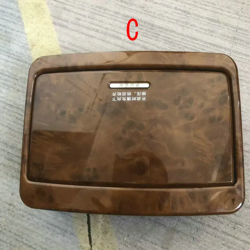 Applicable to Accord 2003-2007 Rear seat armrest water cup box Peach wood cup holder