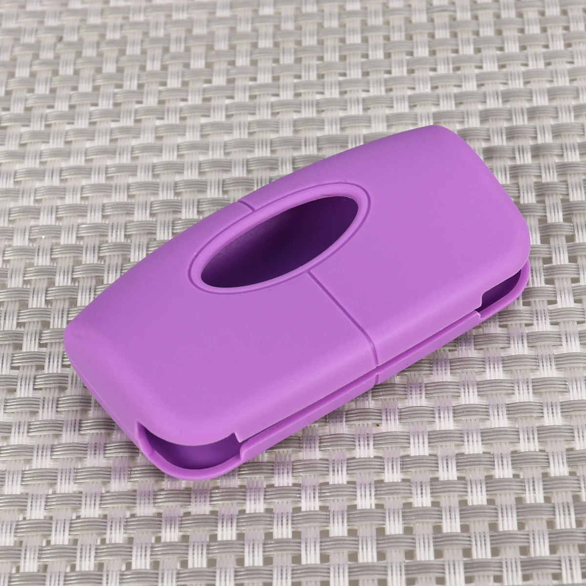 

Folding Remote Key Cover Car Key Shell Case with Three Buttons Silicone Case Cover for Focus (Purple)