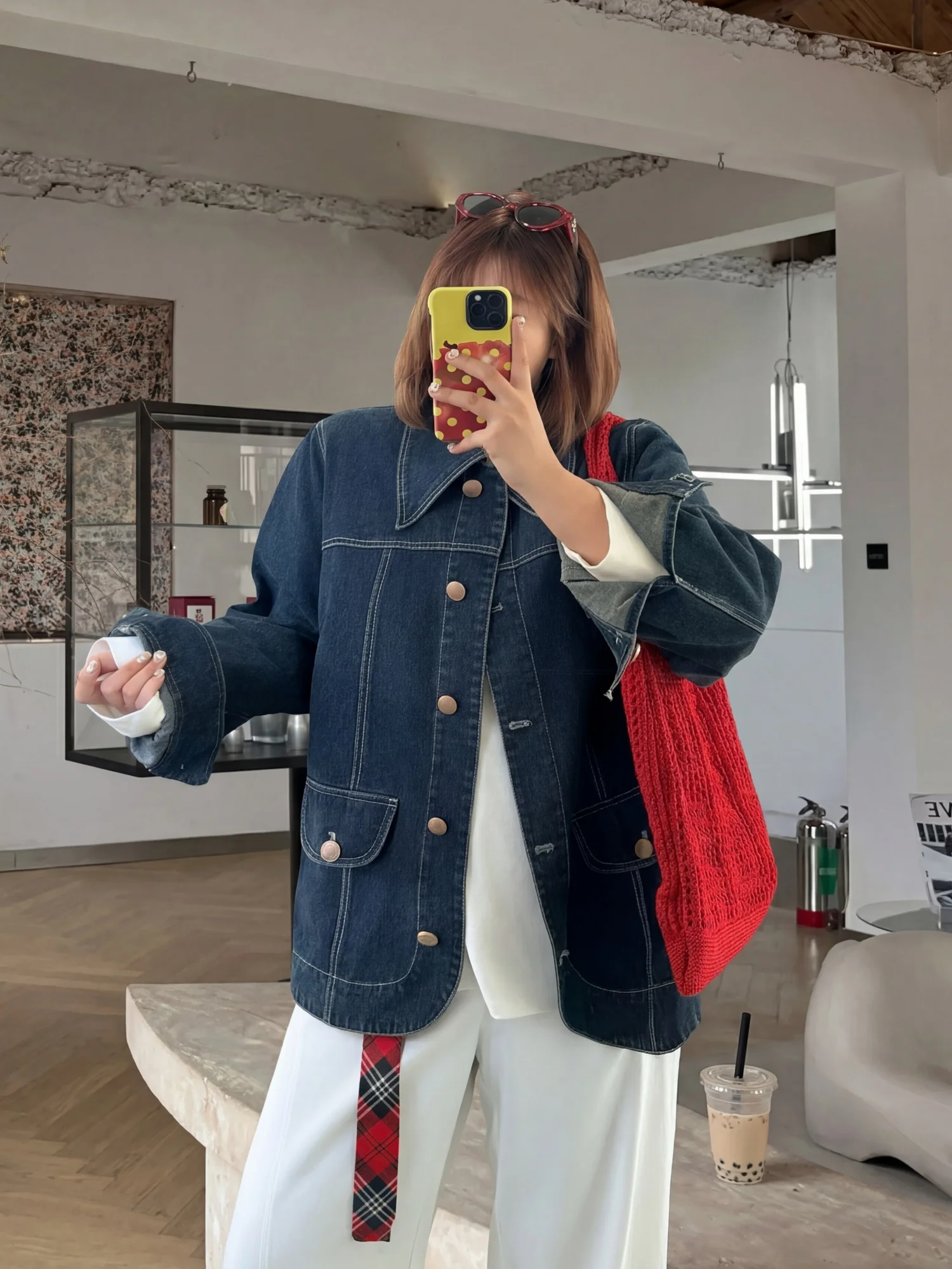 

Женская куртка больших размеров: повседневный стиль, свободный крой, джинсовая накидка, новинка весенней коллекции, модная верхняя одежда больших размеров